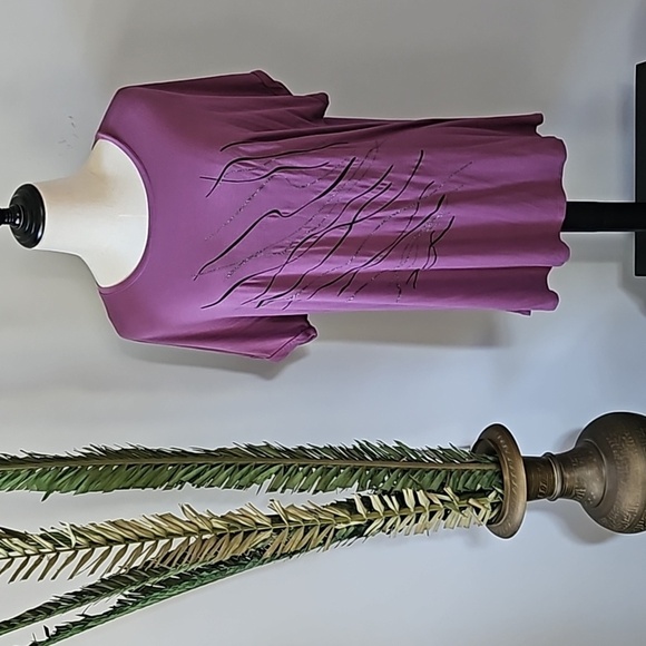 Apt. 9 Purple Short Sleeve Tee with Black and Glitter Silver Design - Picture 1 of 15